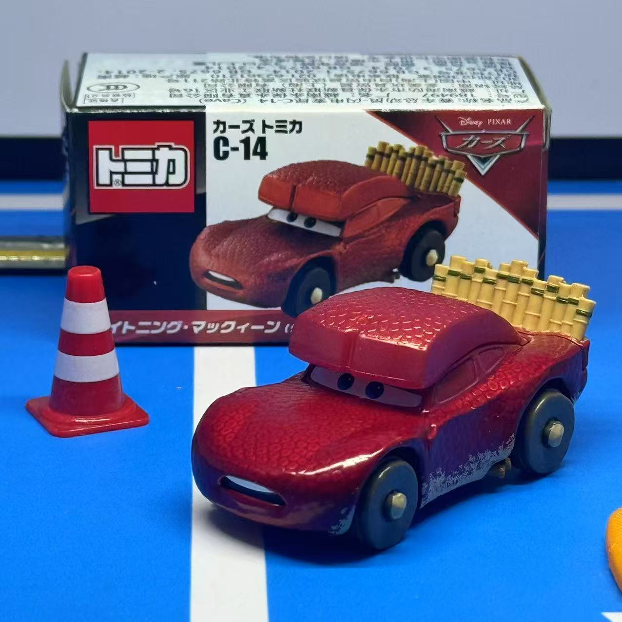Takara Tomy Cars  Jackson Stor - Die Cast Car 1 64 评论和价格