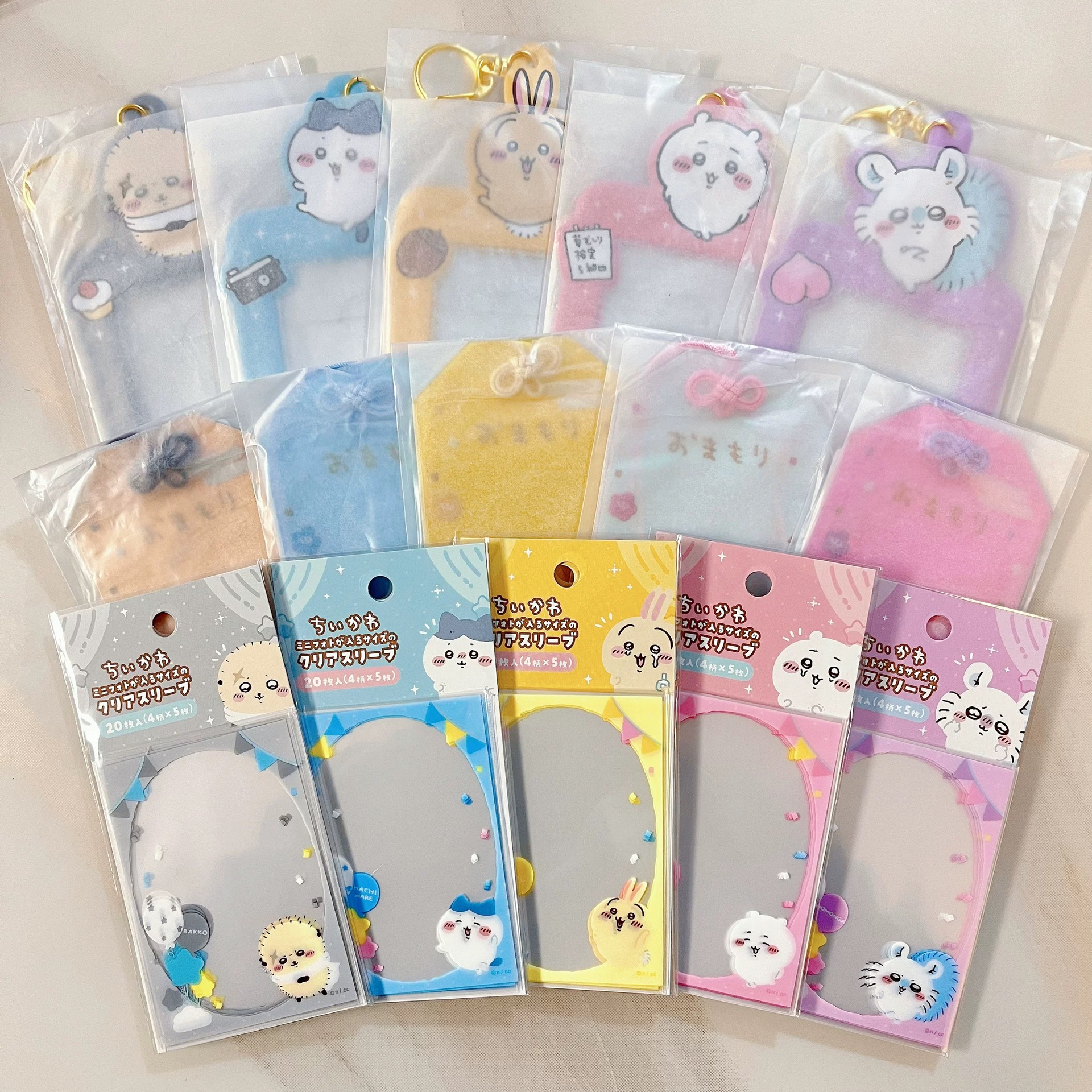 yiji Usagi Hachiware Momonga C - Card Penny Sleeve 评论和价格